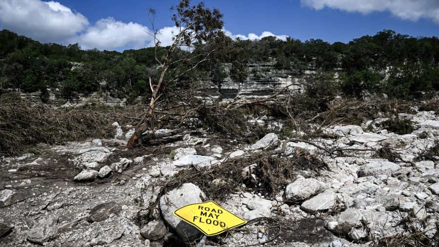 Inondations au Texas: une centaine de morts, 161 personnes manquent à l'appel
