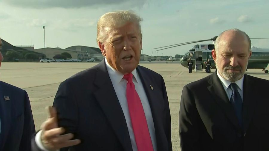 Trump tente de contenir la controverse sur l'affaire Epstein