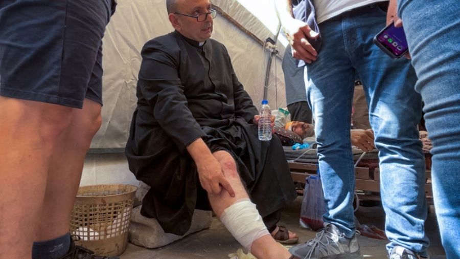 Les religieux catholiques et orthodoxes disent vouloir rester dans la ville de Gaza