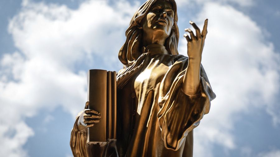 À Paris, Gisèle Halimi inaugure la marche des statues de femmes illustres des JO 