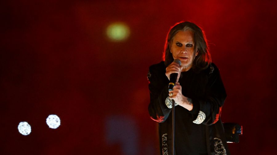 Ozzy Osbourne, icône du metal, s’éteint à 76 ans