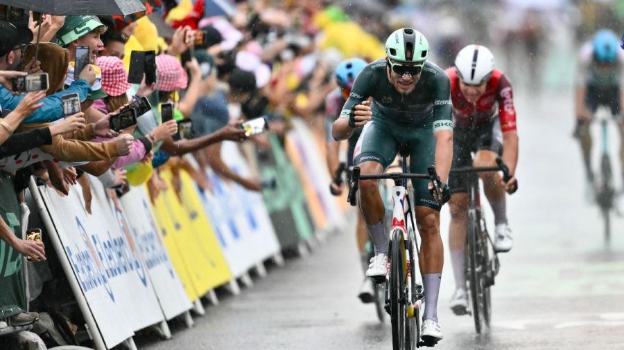 Tour de France: l'Italien Jonathan Milan remporte à Valence sa deuxième étape
