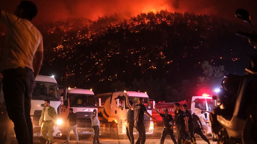 Turquie: quatre incendies majeurs toujours en cours