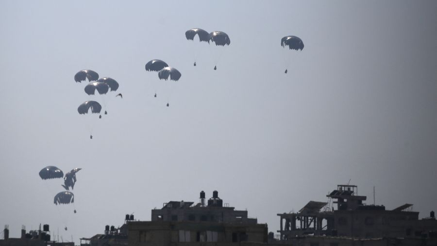 La France larguera 40 tonnes d'aide sur Gaza à partir de vendredi 