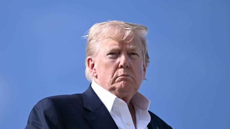 Trump prévient qu'il sanctionnera la Russie si elle ne met pas fin à la guerre en Ukraine d'ici dix jours