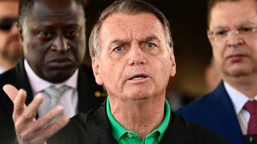 L'ancien président brésilien Jair Bolsonaro assigné à résidence