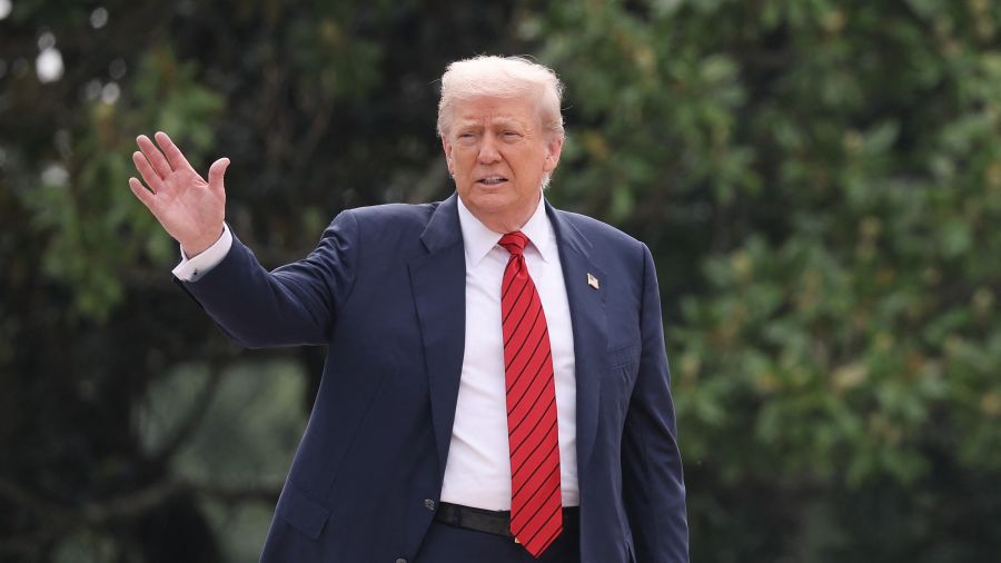 Trump soutient un plan territorial de Poutine pour l'Ukraine (source ayant connaissance du sujet, presse)