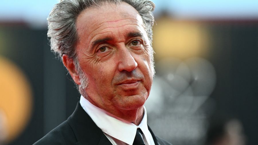 À la Mostra de Venise, Paolo Sorrentino explore les dilemmes d’un président face à l’euthanasie
