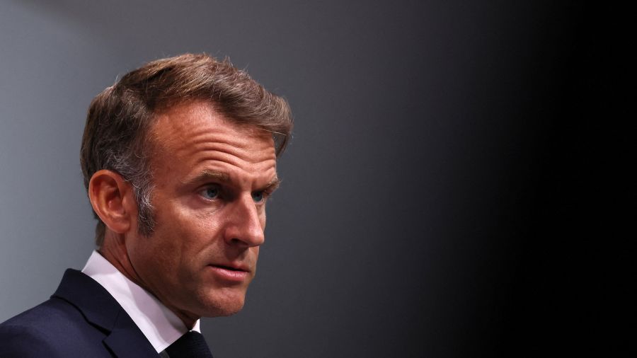 Macron veut «organiser» avec les Européens le dialogue avec Poutine, sans «trop d'interlocuteurs»