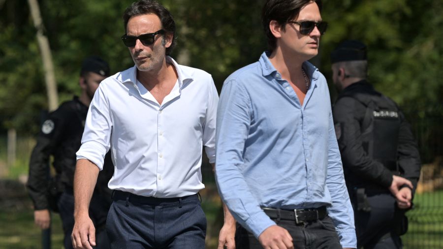 Succession Delon: le plus jeune fils saisit la justice