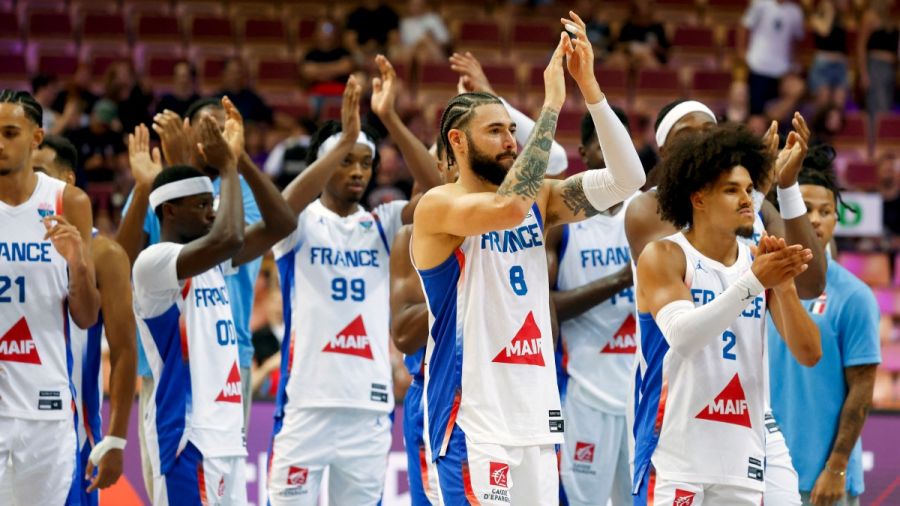 Euro de basket: la France écrase l'Islande en attendant les 8es