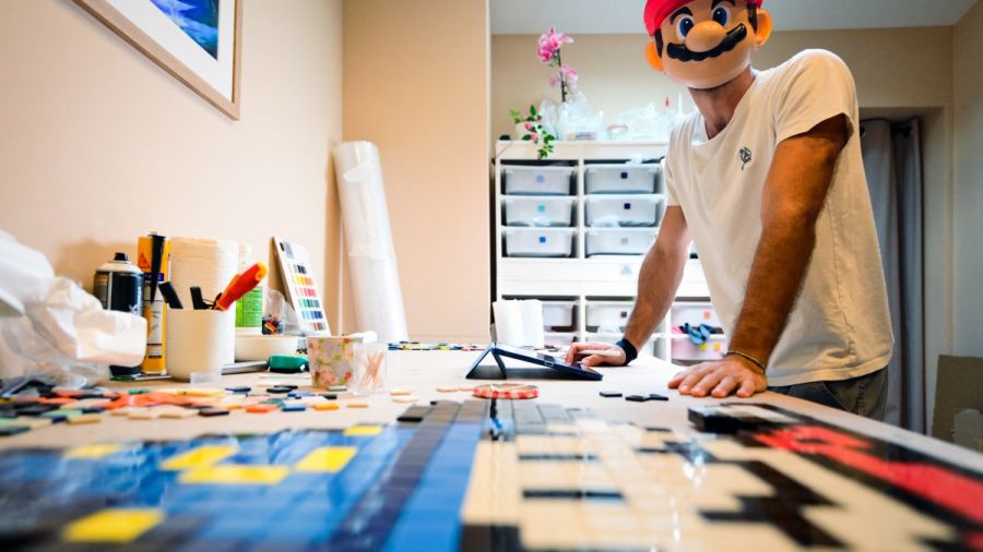 In The Woup transforme Mario en mosaïques urbaines mondiales