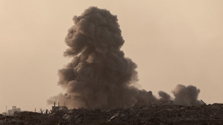 Les Palestiniens fuient en nombre Gaza-ville, cible d'une offensive israélienne