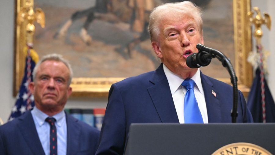 Trump lie le paracétamol à l'autisme malgré les doutes des scientifiques