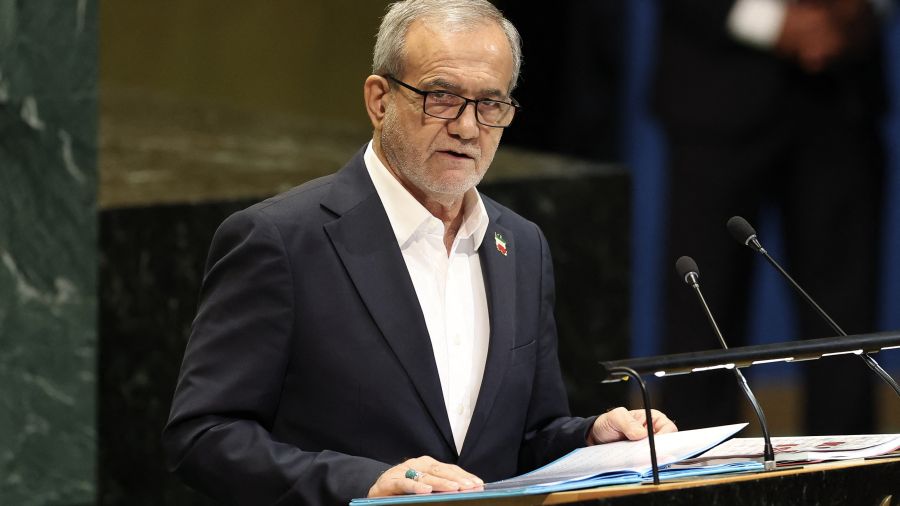 États-Unis, Israël et Européens mènent une «guerre totale» contre l'Iran, dit son président