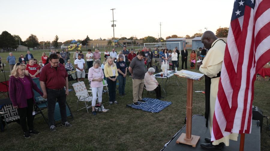Quatre personnes tuées dans une église mormone, Trump dénonce «une attaque contre les chrétiens»