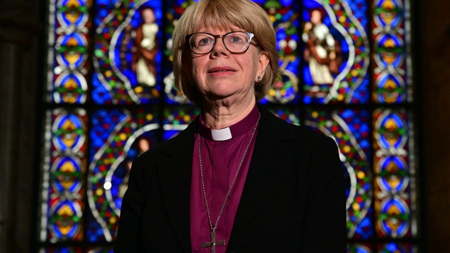 Sarah Mullally, première femme nommée cheffe de l'Église anglicane d'Angleterre