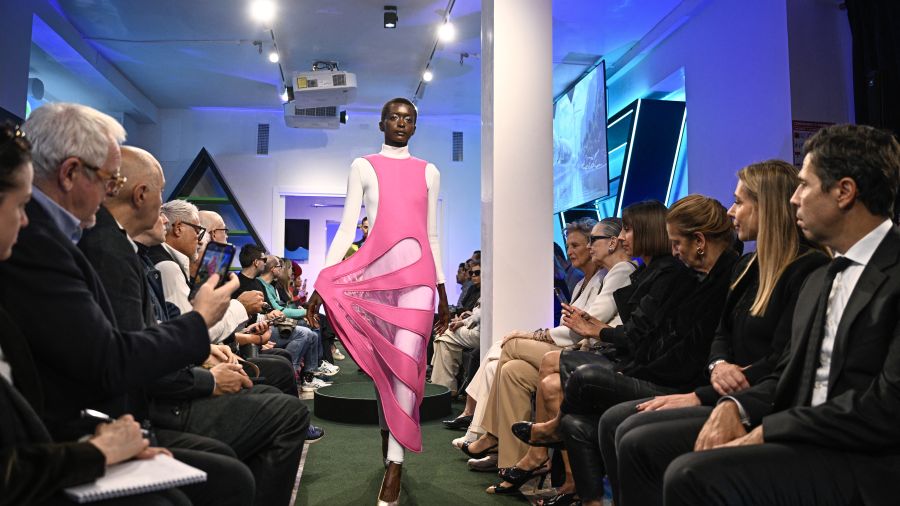 La mode retrouve ses vieux réflexes: la maigreur reprend le dessus sur les podiums