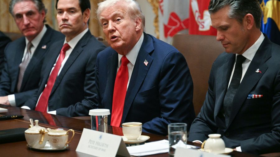 Donald Trump envisage de se rendre dimanche au Moyen-Orient