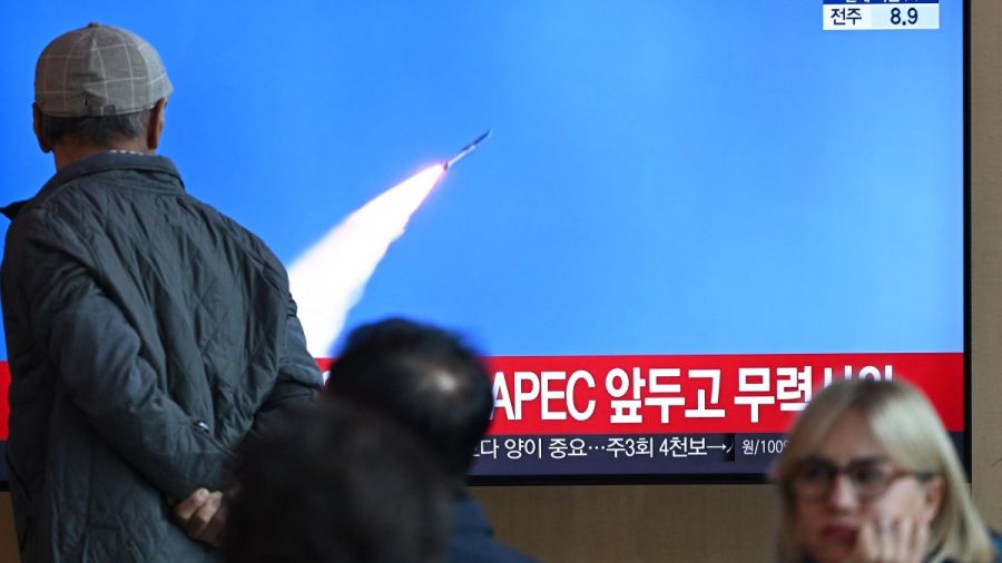 Pyongyang tire des missiles balistiques, à une semaine d'un sommet international en Corée du Sud