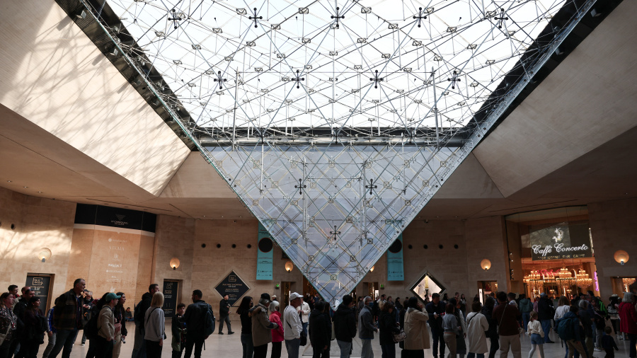 Le Louvre a porté plainte après la fuite de documents internes