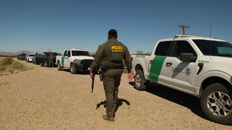 Washington neutralise des drones de cartels, vols brièvement interrompus au Texas