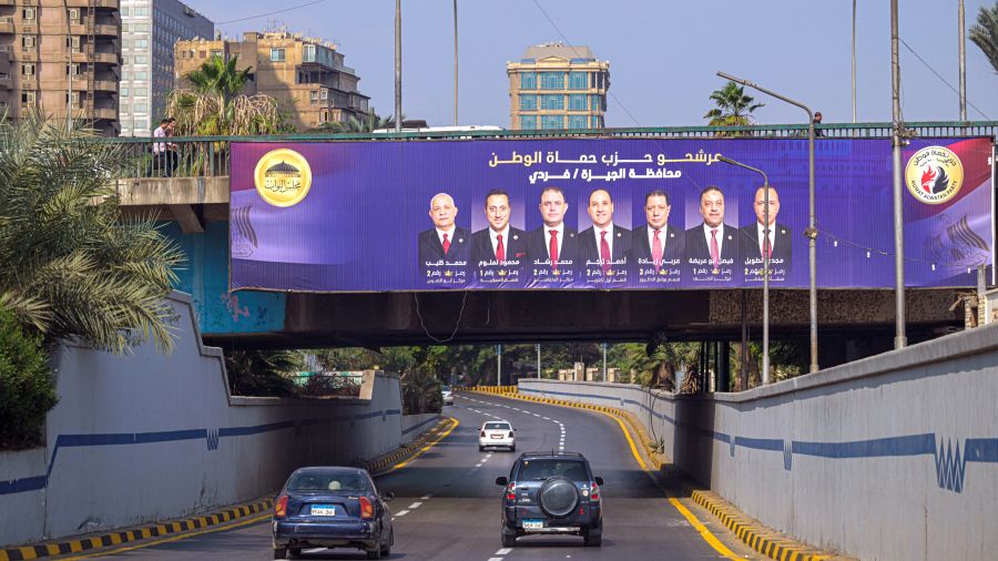 Élections législatives en Égypte : le président Sissi donné maître du jeu