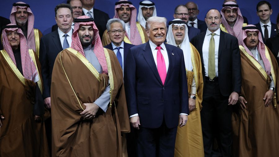 Trump dit qu'il va «travailler» sur le Soudan à la demande de MBS
