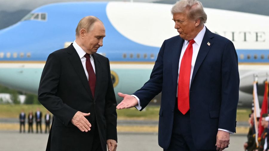 Un an après le sommet Trump-Poutine en Alaska, un «esprit d'Anchorage» introuvable