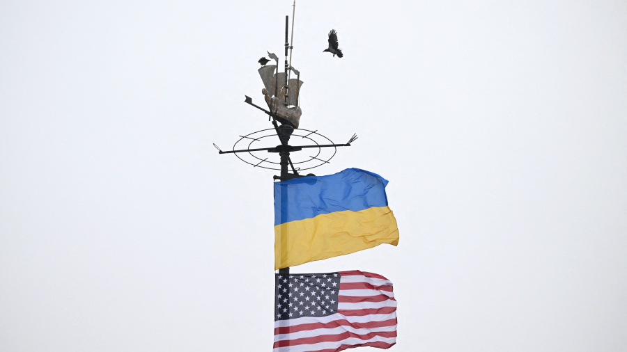 Le plan américain pour l'Ukraine continue d'alimenter la polémique