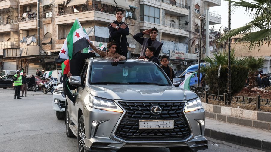 Syrie: un an après la chute d’Assad, les défis restent immenses