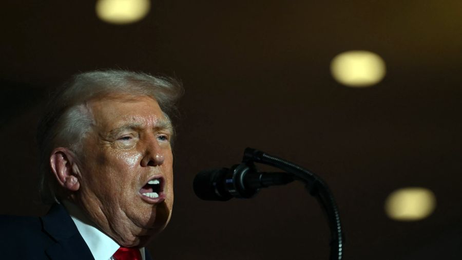 Trump «extrêmement frustré» par l'Ukraine et la Russie, veut «des actes» pour la paix