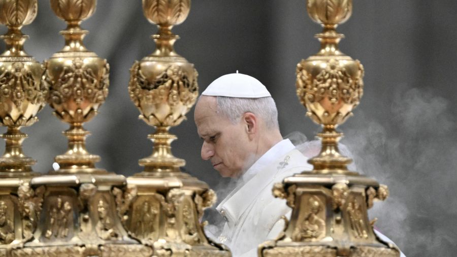 Noël: le pape dénonce les \