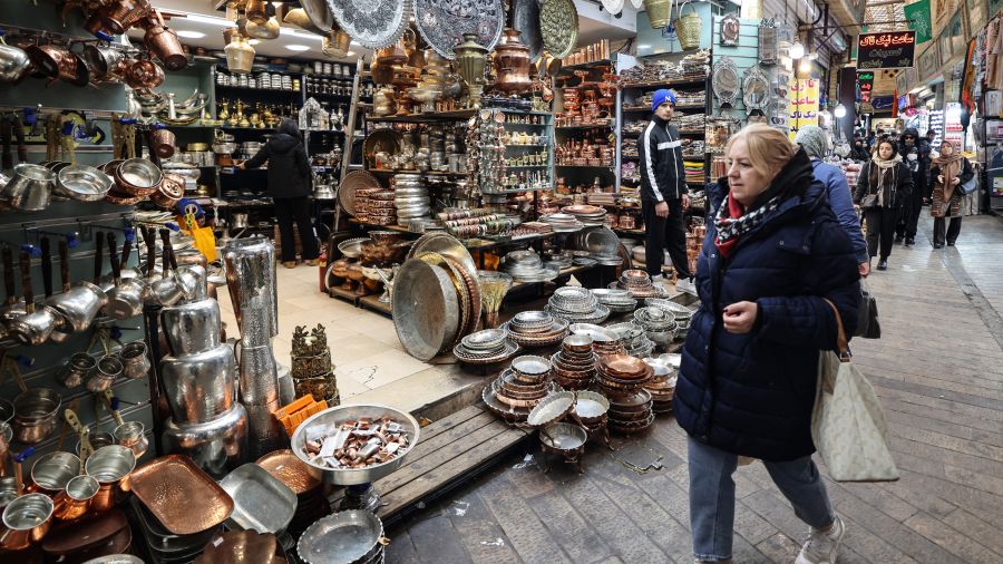Quand le bazar iranien, soutien de la révolution islamique, se retourne contre le régime