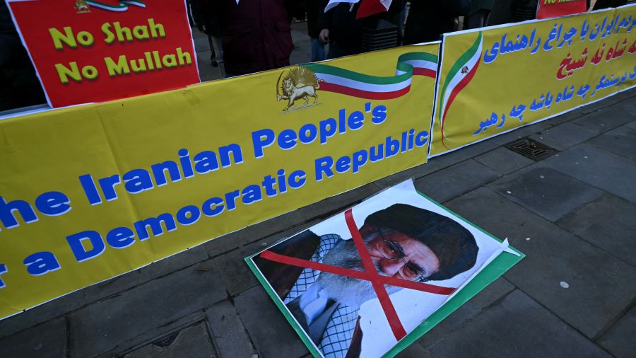 Iran : Trump affirme que la répression meurtrière s’est arrêtée, sans exclure une intervention 