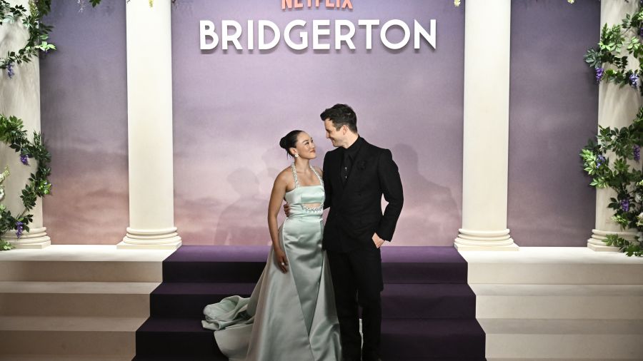 «La Chronique des Bridgerton»: le bal reprend pour une saison 4 sur Netflix