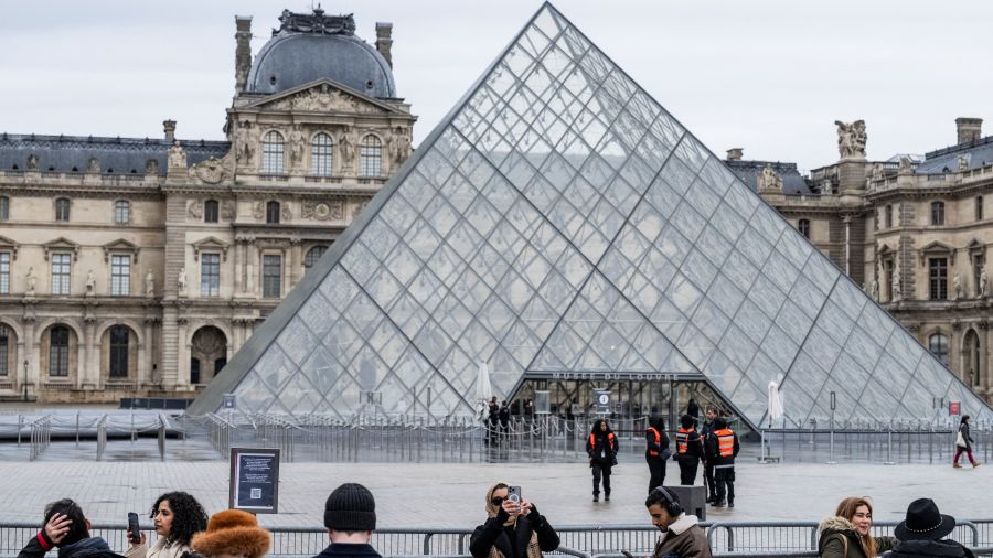 Grève reconduite au Louvre: le musée fermé lundi pour la 3ᵉ fois depuis mi-décembre