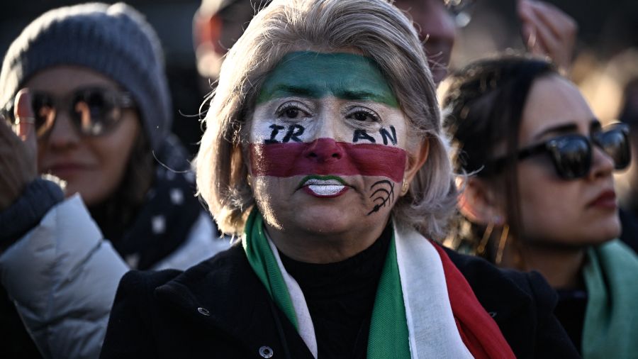 Nouveaux rassemblements à Paris contre la répression des manifestations en Iran