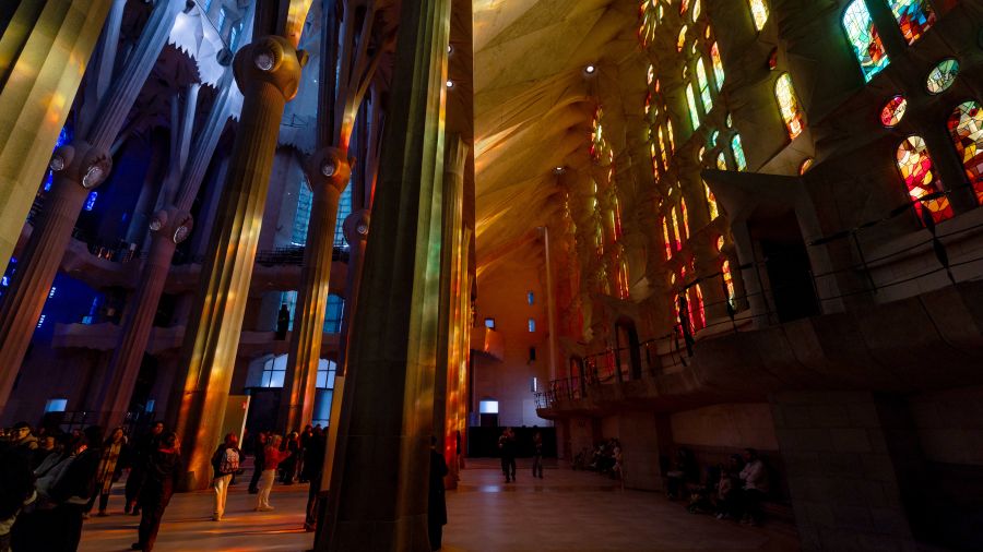 Quand le rêve de Gaudí touche le ciel: la Sagrada Familia sur le point d’atteindre 172,5 m