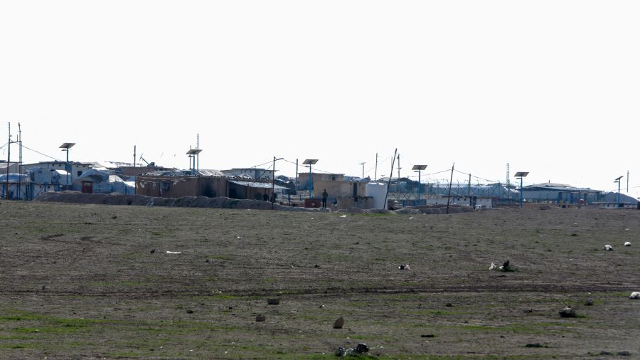 Syrie: les autorités confirment des évasions massives de proches de jihadistes du camp d'al-Hol
