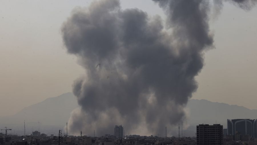 Iran-USA: près d'un demi-siècle de relations conflictuelles