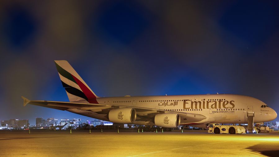 Trafic perturbé à l'aéroport de Dubaï après une attaque de drone, reprise progressive des vols