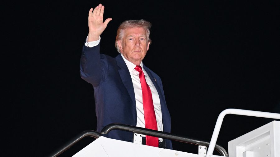 Trump déclare que «l'Iran va être très durement frappé aujourd'hui»