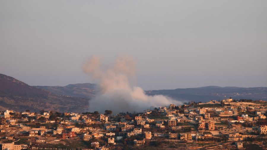 Nouvelles frappes israéliennes au Liban et affrontements signalés à Khiam