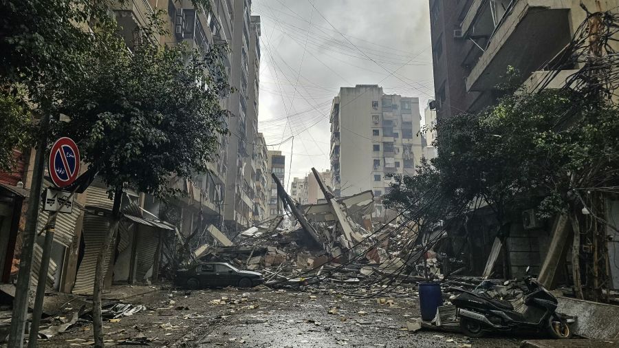 Liban: l'armée israélienne tue un responsable du Hamas, le Hezbollah vise le centre d'Israël