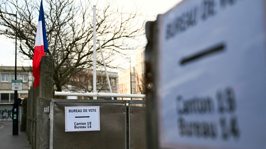 Municipales 2026 en France : ouverture des bureaux de vote pour un premier tour décisif