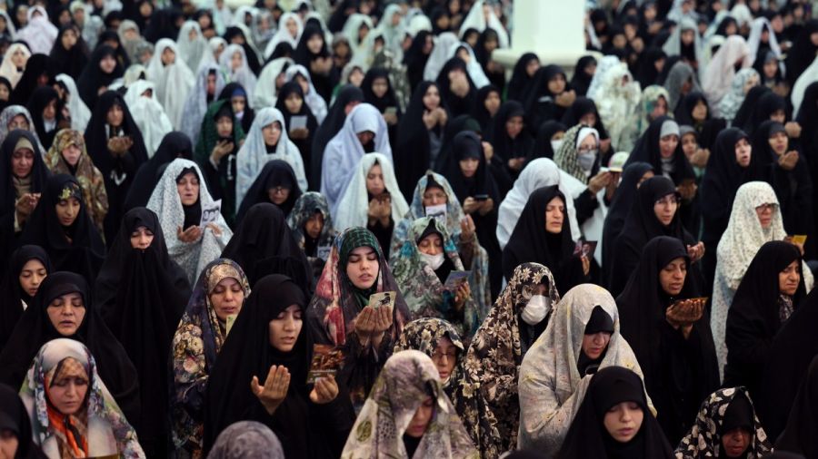 Les Iraniens en nombre pour la prière de l'Aïd, malgré la guerre