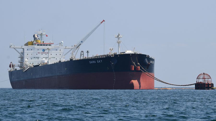Arrivée de pétrole russe aux Philippines en «état d'urgence énergétique»