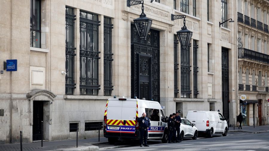 Attentat déjoué à Paris: le ministre français de l'Intérieur fait «le lien«» avec la guerre au Moyen-Orient