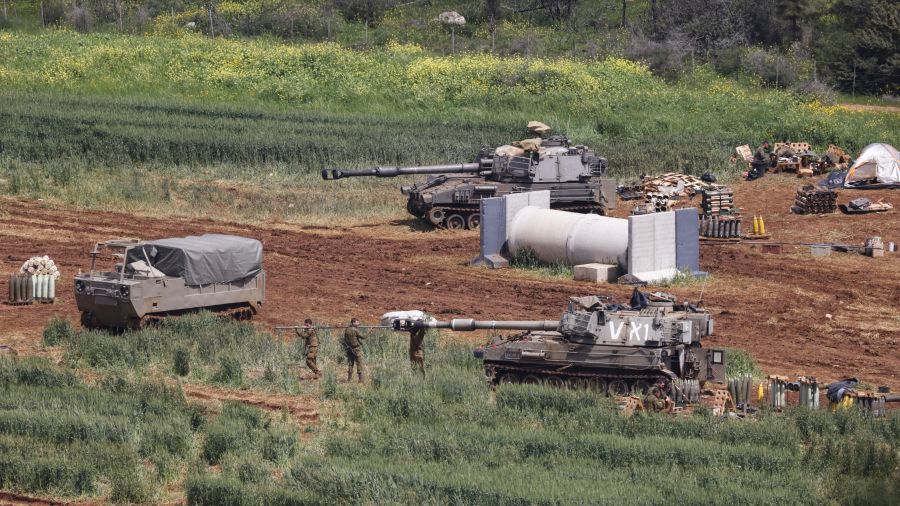 L'armée israélienne annonce avoir achevé son déploiement avancé au Liban